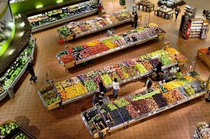 En Check Alimentaria podemos ayudarte a formar a tus empleados, a implantar las normas de calidad y seguridad alimentaria que necesites
